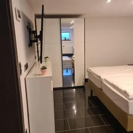 Appartement Am Ziegeleipark Хейльбронн Экстерьер фото